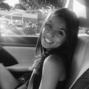 Meet your Posher, Gina